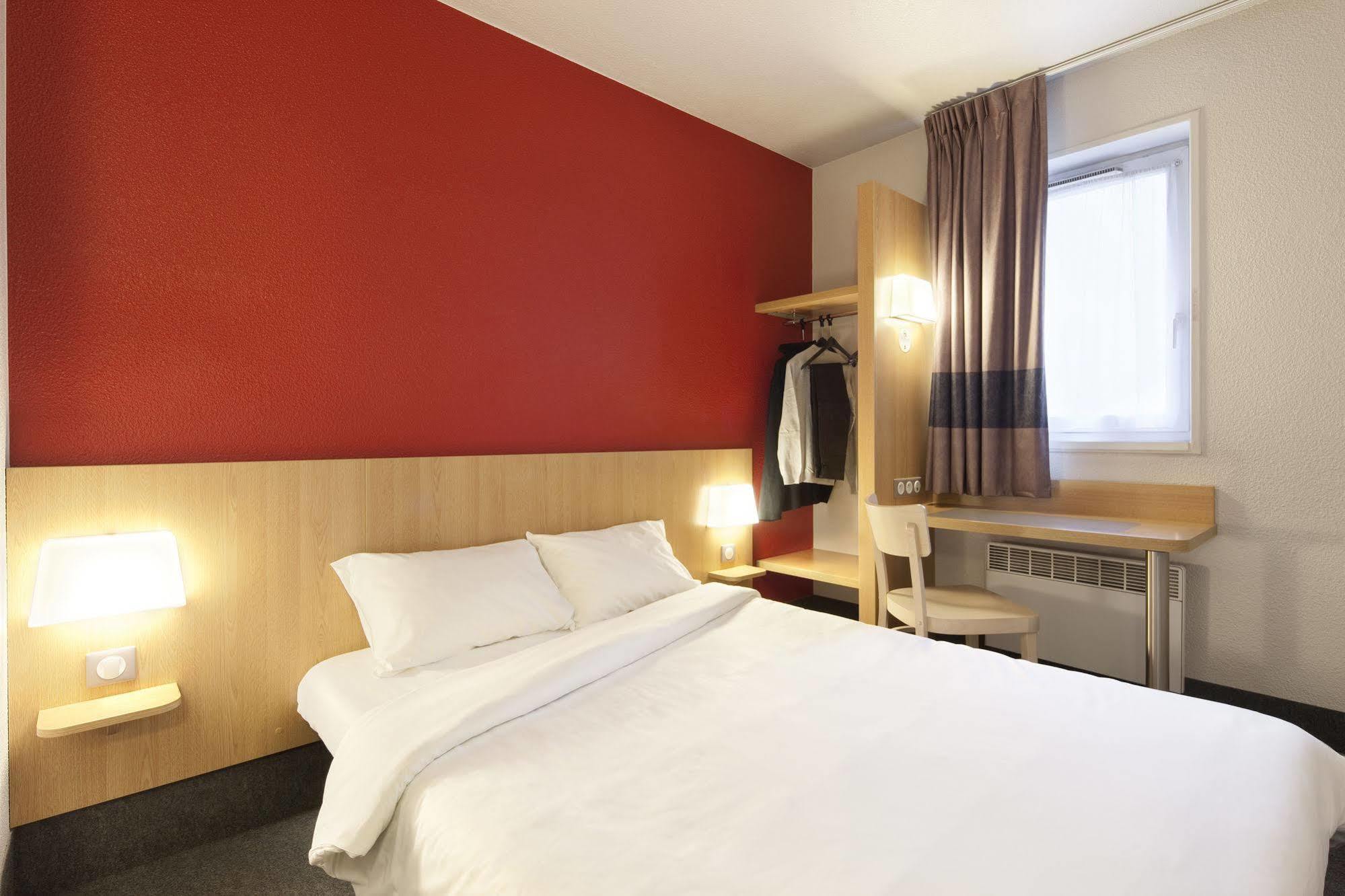 B&B Hotel Saint-Michel Sur Orge Exterior photo